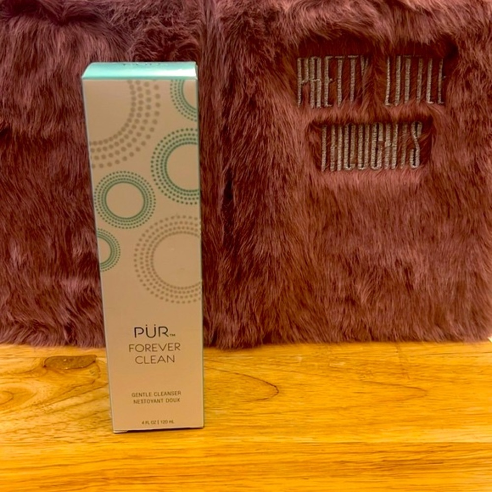 PUR Forever Clean Gentle Cleanser